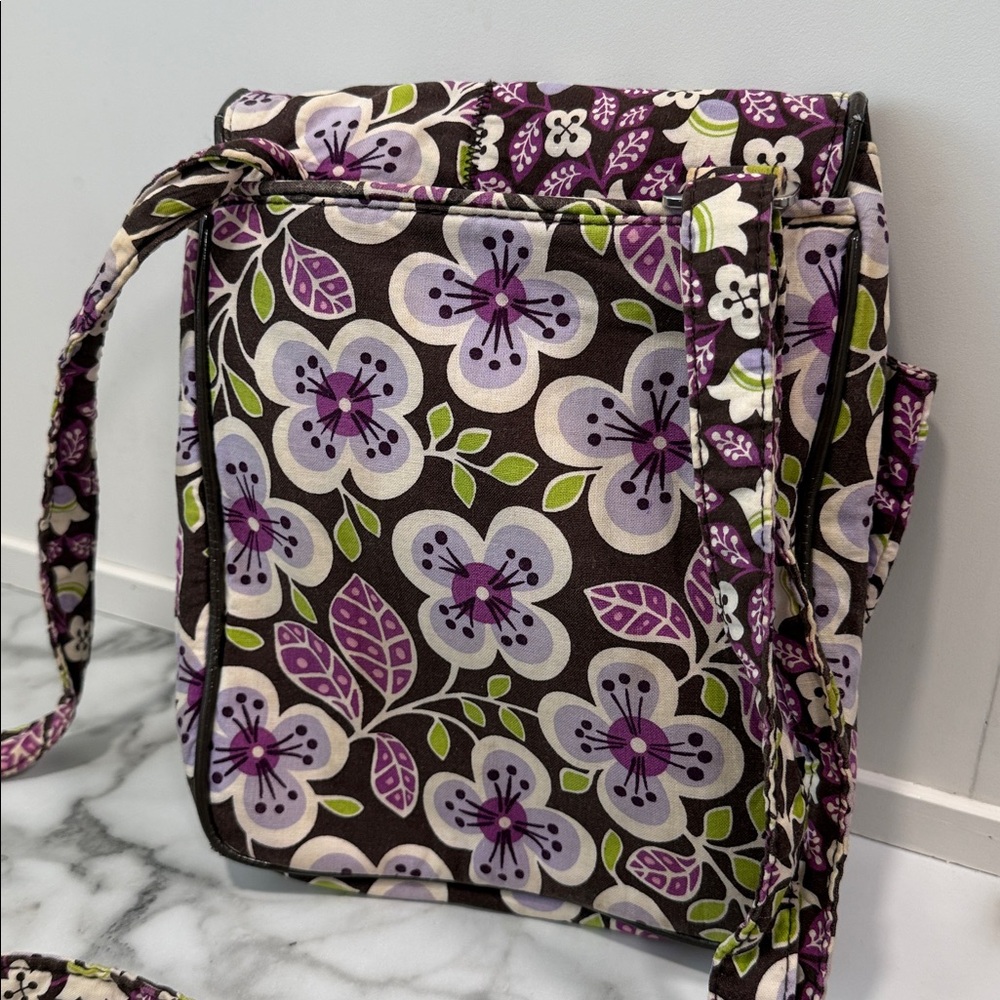 Vera Bradley Flap Crossbody Bag- vintage retired Plum Petals floral pattern - Picture 2 of 12